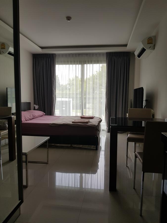 Club Royal Suites Pattaya Luaran gambar