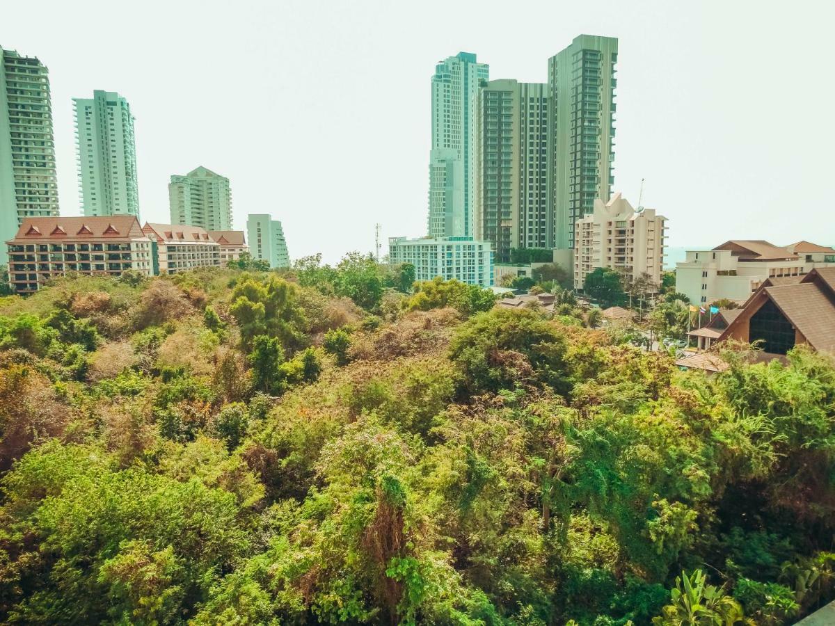 Club Royal Suites Pattaya Luaran gambar
