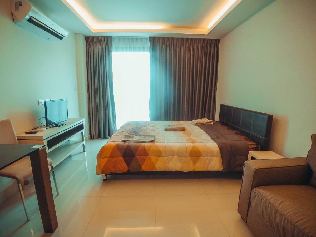 Club Royal Suites Pattaya Luaran gambar